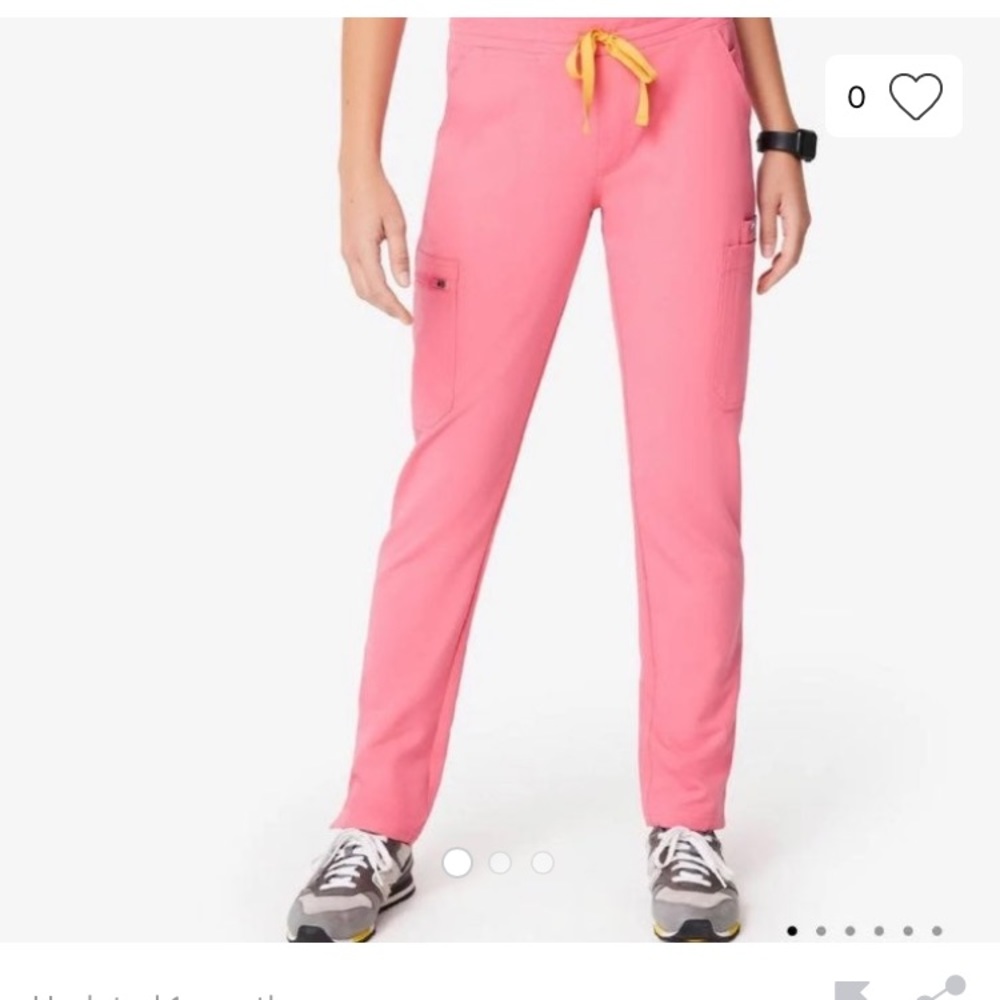 FIGS: Yola skinny pant & Catarina one-pocket top